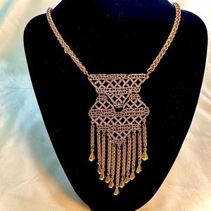 Stella & Dot Alila Lace Necklace